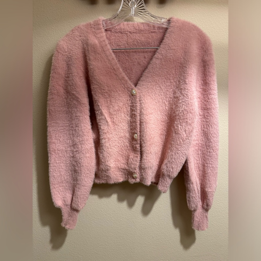 Soft Feminine Pink Sweater with Gold/Pearl-colored Sequined Heart Buttons